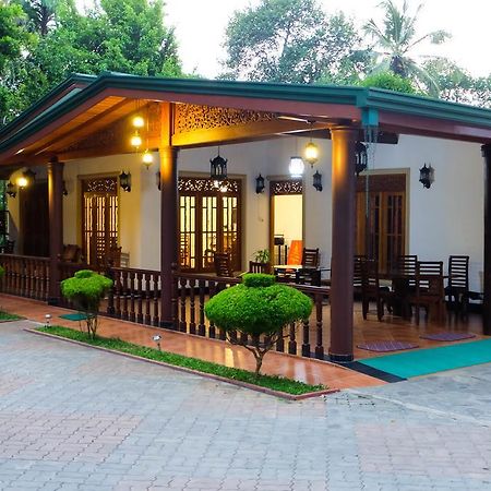 绿景假日度假酒店 康提 外观 照片